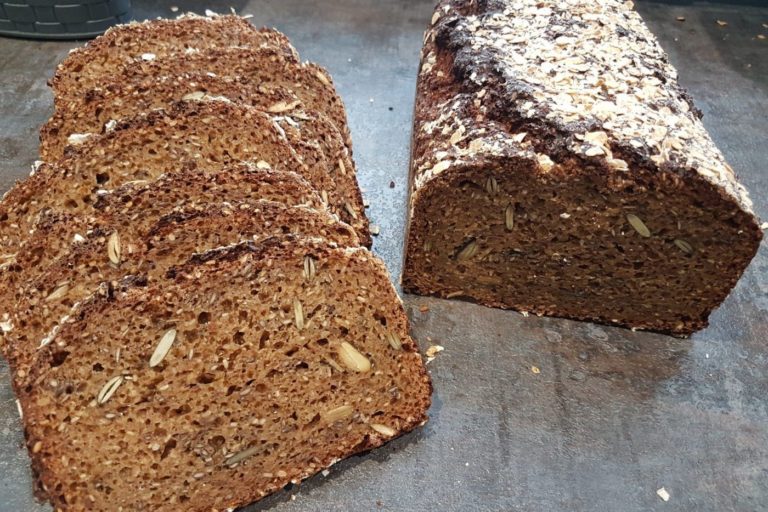 Rezept für Schwarzbrot Rheinländer Art